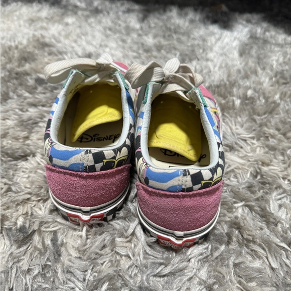 Vans x Disney Retro Mickey Sneakers size 7 - Picture 4 of 7